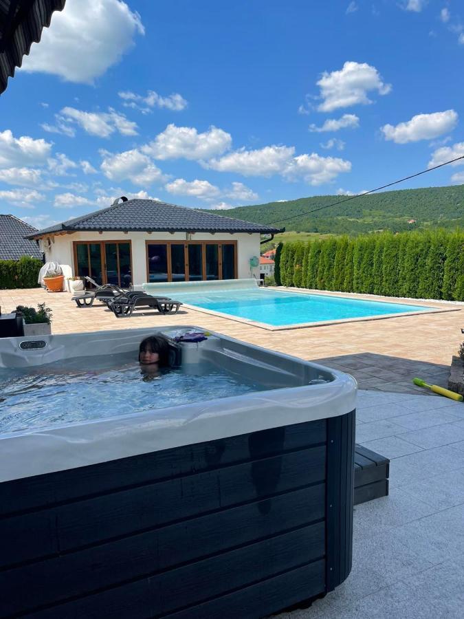 Villa De Luxe Bihać Exteriér fotografie